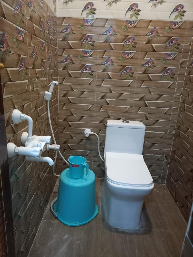 Lakshmi Paradise Lodge A/C Поллачи Экстерьер фото